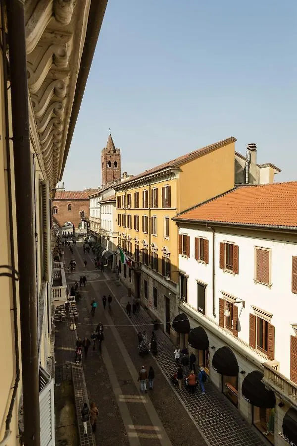 Apartment Casa Del Borgo - Esclusiva Suite Centro Monza Con Vista Duomo Italy
