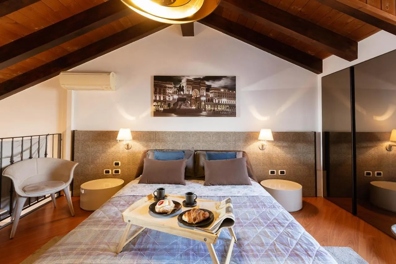 Casa Del Borgo - Esclusiva Suite Centro Monza Con Vista Duomo 0*,  Italy