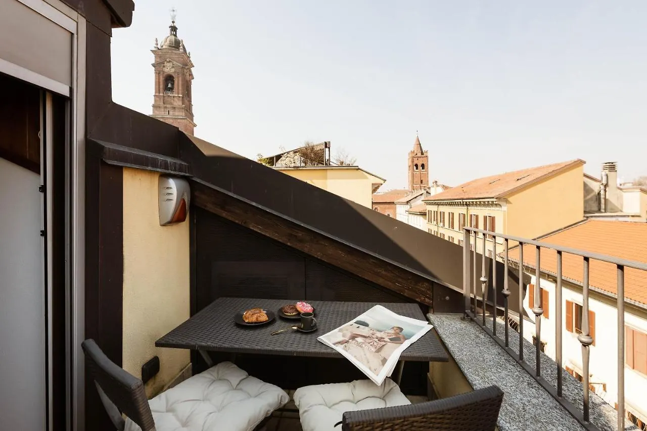 Casa Del Borgo - Esclusiva Suite Centro Monza Con Vista Duomo
